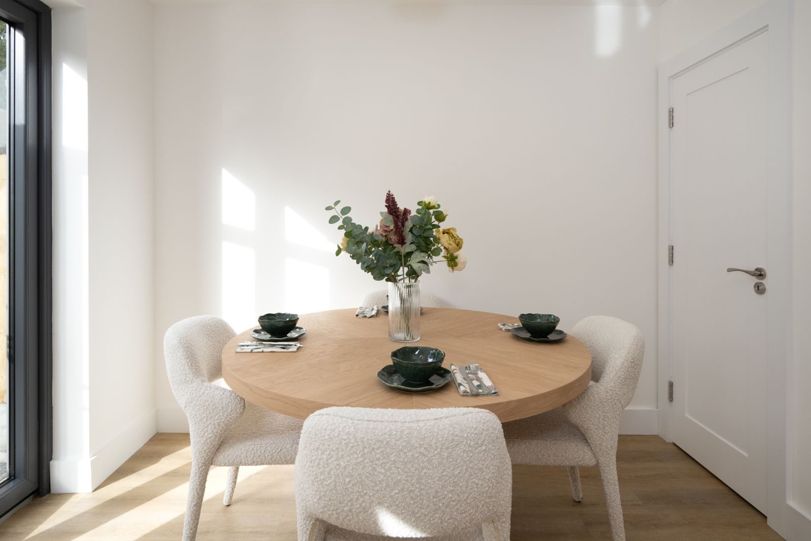 Dining area with garden access